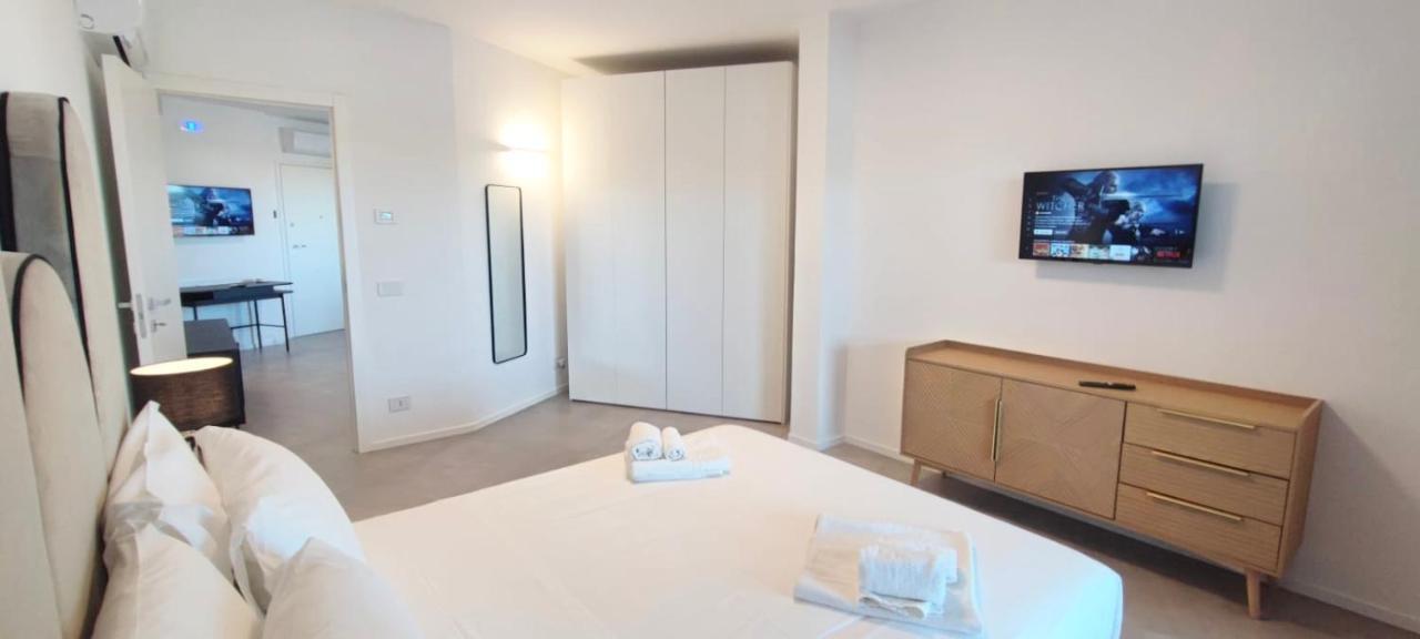 Marisabella Suite Spa 5 Bari Extérieur photo